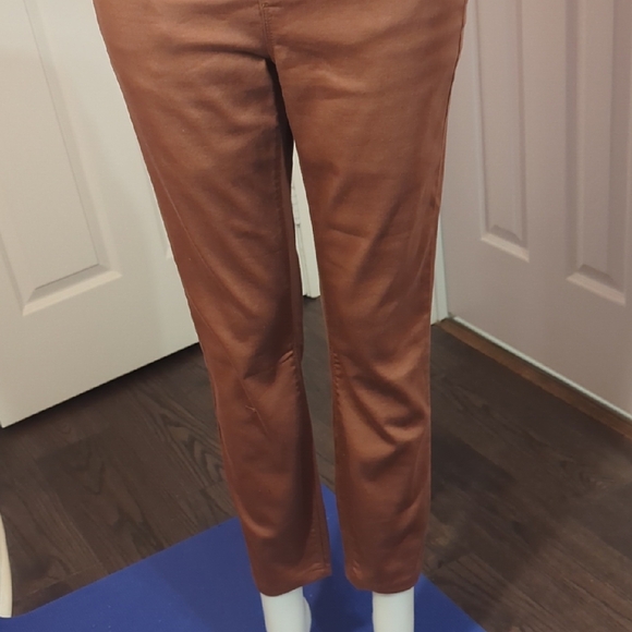 Stylish Brown Ankle Jeans for Women - Picture 9 of 14